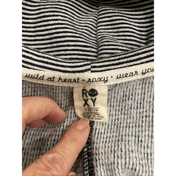 Roxy The Cuddle jacket Women’s Medium Hooded Peacoat Navy White Striped Nautical - Picture 6 of 9